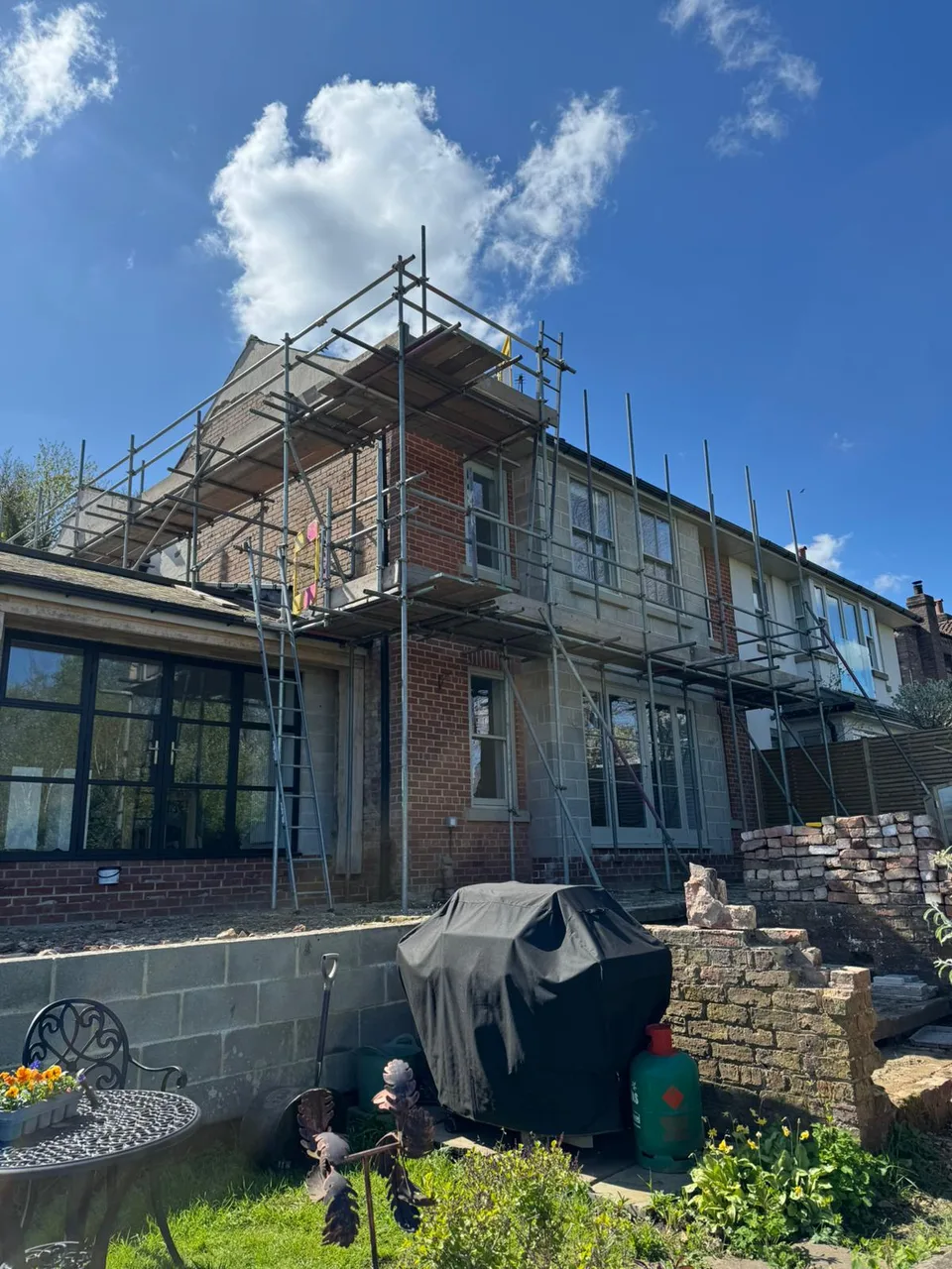 Scaffolding for House Rendering in Marton-cum-Grafton