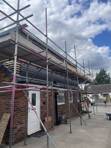 Scaffolding-pool-in-wharfedale